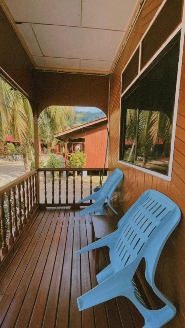 Salang Sayang Resort , Pulau Tioman Kampong Ayer Batang Luaran gambar